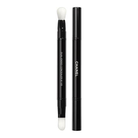 chanel retractable dual-tip concealer brush|PINCEAU DUO CORRECTEUR RÉTRACTABLE N°105 Dual .